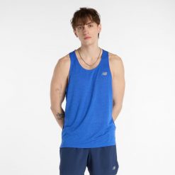Koszulka męska New Balance MT41250BEA – niebieska. Niebieskie koszulki sportowe męskie New Balance, na lato, m, bez wzorów, z materiału, bez kołnierzyka, bez ramiączek, do biegania. Za 169.99 zł.