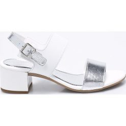 Marco Tozzi - Sandały. Klapki damskie Marco Tozzi. W wyprzedaży za 179.90 zł.