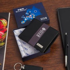 Męski portfel skórzany klasyczny duży poziomy czarny skóra nat Beltimore P09. Czarne portfele męskie bez wzorów, ze skóry. Za 67.99 zł.