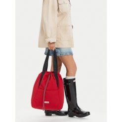 Worek Hunter. Czerwone plecaki damskie Hunter, bez wzorów, sportowe. Za 159.99 zł.
