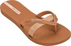 Ipanema Klapki damskie Ipanema Kirei Fem brązowe 81805-BO418 39. Brązowe klapki damskie Ipanema, bez wzorów, sportowe, bez obcasa. Za 83.40 zł.