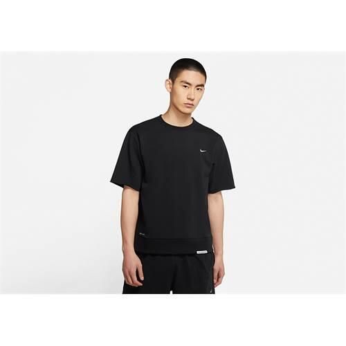 Koszulka sportowa męska Nike Dri-fit Cutoff. Czarne buty sportowe męskie Nike, m, bez wzorów, z bawełny, bez kołnierzyka, bez ramiączek, na fitness i siłownię, dri-fit (nike). Za 159.00 zł.