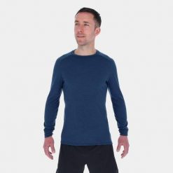 Bluza merino męska Inov-8 Merino Long Sleeve T-Shirt. Niebieskie bluzy męskie Inov-8, m, bez wzorów, z wełny, bez kołnierzyka, bez ramiączek, trekkingowe. Za 251.99 zł.