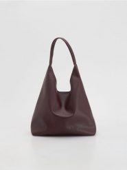 Torebka hobo - mahoniowy. Brązowe torebki do ręki damskie Reserved, bez wzorów, ze skóry, bez dodatków. Za 139.99 zł.