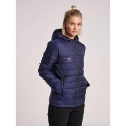 Kurtka damska Hummel Quilted North. Niebieskie kurtki damskie Hummel, l, bez wzorów, z materiału, z kapturem. Za 302.45 zł.