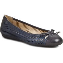 Baleriny GEOX - D Lola A D52M4A 0QL43 C4002 Niebieski. Baleriny damskie marki Geox. W wyprzedaży za 229.00 zł.