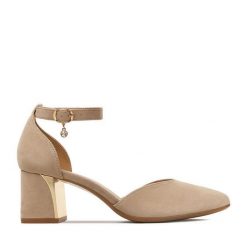 Czółenka Lasocki. Brązowe czółenka damskie Lasocki, bez wzorów, bez obcasa, bez zapięcia. Za 229.99 zł.