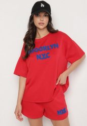 Czerwony Komplet Oversize z Wiskozą T-shirt i Szorty z Nadrukiem Liravella. Czerwone szorty damskie Born2be, bez wzorów, z wiskozy, eleganckie. Za 189.99 zł.