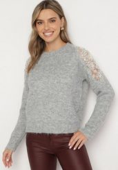 Jasnoszary Sweter Ozdobiony Cekinami Cyrkoniami i Perełkami z Wełną Tiavella. Szare swetry damskie Born2be, na zimę, l, z aplikacjami, z jeansu, bez kołnierzyka, bez ramiączek, długie, bez kaptura. Za 169.99 zł.