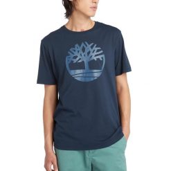T-Shirt Kennebec River Tree Logo Rozmiar 3XL Niebieski - TB0A2C2RZ02. Niebieskie t-shirty męskie Timberland, xl, bez wzorów, z bawełny, bez kołnierzyka. Za 128.65 zł.