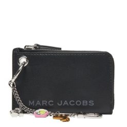 Portfel Marc Jacobs. Czarne portfele damskie Marc Jacobs, bez wzorów. Za 639.99 zł.