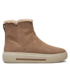 Botki Clarks. Brązowe botki damskie Clarks, bez obcasa, na płaskiej podeszwie, bez zapięcia. Za 539.99 zł.