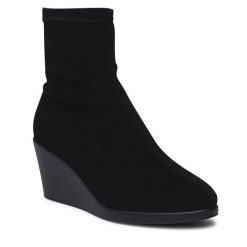 Botki Jenny Fairy. Czarne botki damskie Jenny Fairy, bez obcasa, na koturnie, bez zapięcia. Za 119.99 zł.