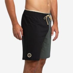 Szorty długie pływackie męskie Nabaiji 100. Białe krótkie spodenki sportowe męskie Decathlon, m, bez wzorów, z elastanu, do pływania. Za 59.99 zł.