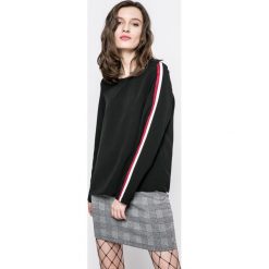 Vero Moda - Bluzka. Bluzki damskie marki Vero Moda. W wyprzedaży za 69.90 zł.
