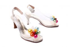 BRENDA ZARO 3448R2 złote, sandały damskie. Żółte sandały damskie Brenda Zaro, bez wzorów, z gumy, bez obcasa, na obcasie, bez zapięcia. Za 534.90 zł.
