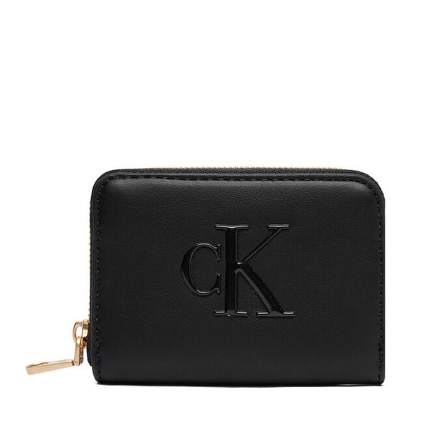 Portfel Calvin Klein. Czarne portfele damskie Calvin Klein, bez wzorów. Za 209.99 zł.