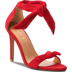 Sandały BADURA - 4675-69 Czerwony 916. Czerwone klapki damskie Badura, bez wzorów, ze skóry, eleganckie, bez obcasa, na obcasie. W wyprzedaży za 249.00 zł.