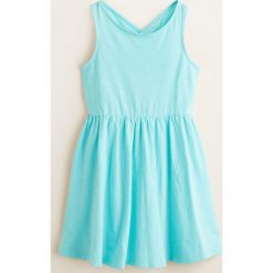 Mango Kids - Sukienka dziecięca Malena 110-164 cm. Niebieskie sukienki dla dziewczynek Mango Kids, bez wzorów, z bawełny, casualowe, bez ramiączek. W wyprzedaży za 29.90 zł.