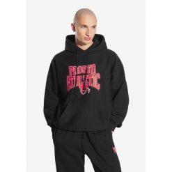 Bluza sportowa męska Prosto Chicago z kapturem. Czarne bluzy męskie Prosto., m, bez wzorów, z kapturem. Za 294.99 zł.