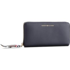 Duży Portfel Damski TOMMY HILFIGER - Stitch Leather Za Wallet AW0AW05497 413. Niebieskie portfele damskie Tommy Hilfiger, ze skóry. Za 449.00 zł.