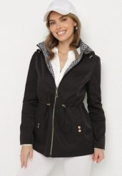 Czarna Kurtka Parka o Dwustronnym Fasonie z Odpinanym Kapturem Desanilia. Czarne kurtki damskie Born2be, m, bez wzorów, z jeansu, eleganckie. Za 129.99 zł.