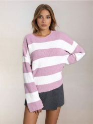 Sweter w paski - różowy. Czerwone swetry damskie Sinsay, l, bez wzorów, bez kołnierzyka, bez ramiączek, bez kaptura. Za 49.99 zł.