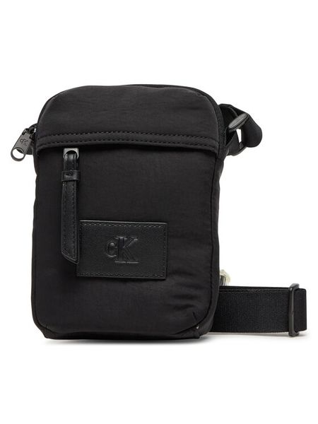 Calvin Klein Jeans Saszetka Metro Nylon Reporter Bag LV04G3089G Czarny. Czarne saszetki męskie Calvin Klein Jeans, z jeansu. Za 149.99 zł.