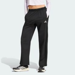 Zimowe spodnie do biegania ADI365 Essentials. Czarne spodnie dresowe damskie Adidas, l, bez wzorów, z dresówki, do biegania, climawarm (adidas). Za 299.00 zł.