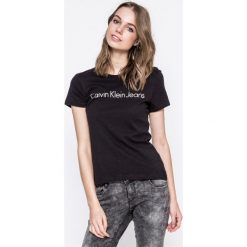 Calvin Klein Jeans - Top. Szare topy damskie Calvin Klein Jeans, z nadrukiem, z bawełny, z okrągłym kołnierzem, z krótkim rękawem. W wyprzedaży za 99.90 zł.