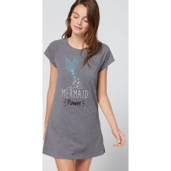 Etam - Koszula nocna Meryl. Koszule nocne damskie Etam. W wyprzedaży za 99.90 zł.