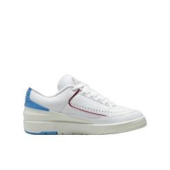 Buty Kobieta Nike Air Jordan 2 Low biały. Białe obuwie sportowe damskie Nike, bez wzorów, z materiału, trekkingowe, Nike Air Jordan. Za 628.35 zł.