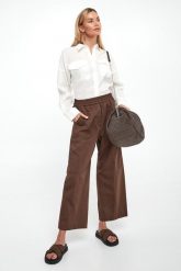 Koszula damska lniana Spoleto WEEKEND MAX MARA. Koszule damskie Weekend Max Mara, bez wzorów, bez kołnierzyka, bez ramiączek. W wyprzedaży za 727.20 zł.