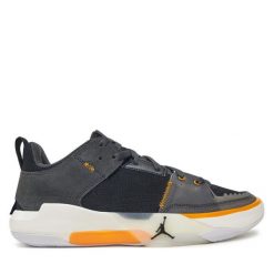 Buty do koszykówki Nike. Czarne buty sportowe męskie Nike, bez zapięcia, do koszykówki. Za 429.99 zł.
