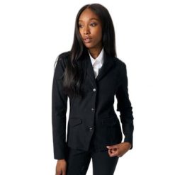 Damska kurtka konkursowa PS of Sweden Caroline Classic. Czarne kurtki damskie PS OF SWEDEN, bez wzorów, bez kaptura. Za 1,051.50 zł.