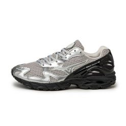 Buty Mizuno Wave Rider 10. Szare obuwie sportowe damskie Mizuno, bez wzorów, trekkingowe, mizuno wave. Za 549.99 zł.