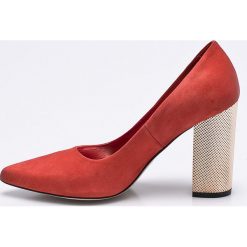 Carinii - Czółenka. Czółenka damskie marki Carinii. W wyprzedaży za 279.90 zł.
