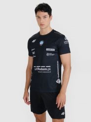 4F Koszulka meczowa replika domowa z sezonu 2024/25 męska 4F x Czarni Radom - multikolor L. Czarne koszulki sportowe męskie 4f, l, bez wzorów, z dzianiny, klasyczne, bez kołnierzyka. Za 149.99 zł.