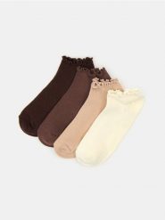Krótkie skarpetki 4 pack - wielobarwny. Skarpety damskie Sinsay, bez wzorów. Za 12.99 zł.