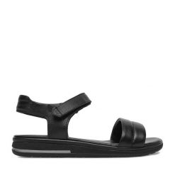 Sandały Lasocki. Czarne sandały damskie Lasocki, bez wzorów, bez obcasa, na płaskiej podeszwie, bez zapięcia. Za 159.99 zł.