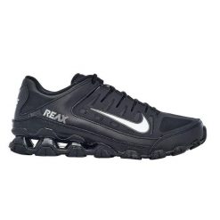 Trampki Męskie Siatka Reax 8 Tr. Czarne trampki męskie Nike, bez wzorów, z gumy, bez zapięcia. Za 834.99 zł.