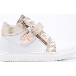 Carinii - Buty. Obuwie sportowe damskie marki Carinii. W wyprzedaży za 329.90 zł.
