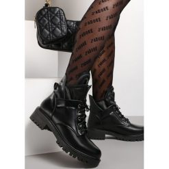 Czarne Botki Lilineth. Czarne botki damskie Renee, z jeansu, za kostkę, bez obcasa, na płaskiej podeszwie, bez zapięcia. Za 129.99 zł.