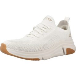Buty do chodzenia damskie Skechers Bobs Sport Sparrow Flex. Białe obuwie sportowe damskie Skechers, bez wzorów, z jeansu, trekkingowe. Za 239.99 zł.
