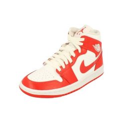 Air Jordan 1 Mid Syracuse. Białe obuwie sportowe damskie Nike, bez wzorów, do biegania. W wyprzedaży za 788.10 zł.