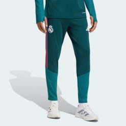 Spodnie treningowe Real Madryt 26/27 Tiro26 Competition. Czerwone spodnie sportowe męskie Adidas, xs, bez wzorów, z materiału, na fitness i siłownię. Za 279.00 zł.