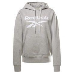 Damska bluza z kapturem Reebok Identity Logo Fleece. Fioletowe bluzy sportowe damskie Reebok, s, bez wzorów, z bawełny, z kapturem, do biegania. Za 259.40 zł.