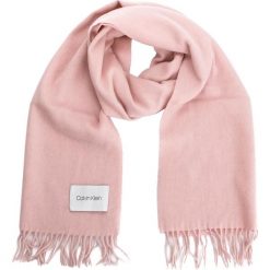 Szal CALVIN KLEIN - Classic Wool Scarf W K60K604720 629. Szaliki i chusty damskie marki Calvin Klein. Za 279.00 zł.