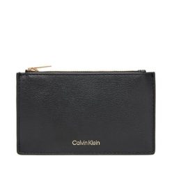 Portfel Calvin Klein. Czarne portfele damskie Calvin Klein, bez wzorów. Za 189.99 zł.