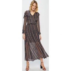 Silvian Heach - Sukienka. Czarne sukienki damskie Silvian Heach, m, bez wzorów, z materiału, casualowe, bez kołnierzyka, bez ramiączek. W wyprzedaży za 449.90 zł.